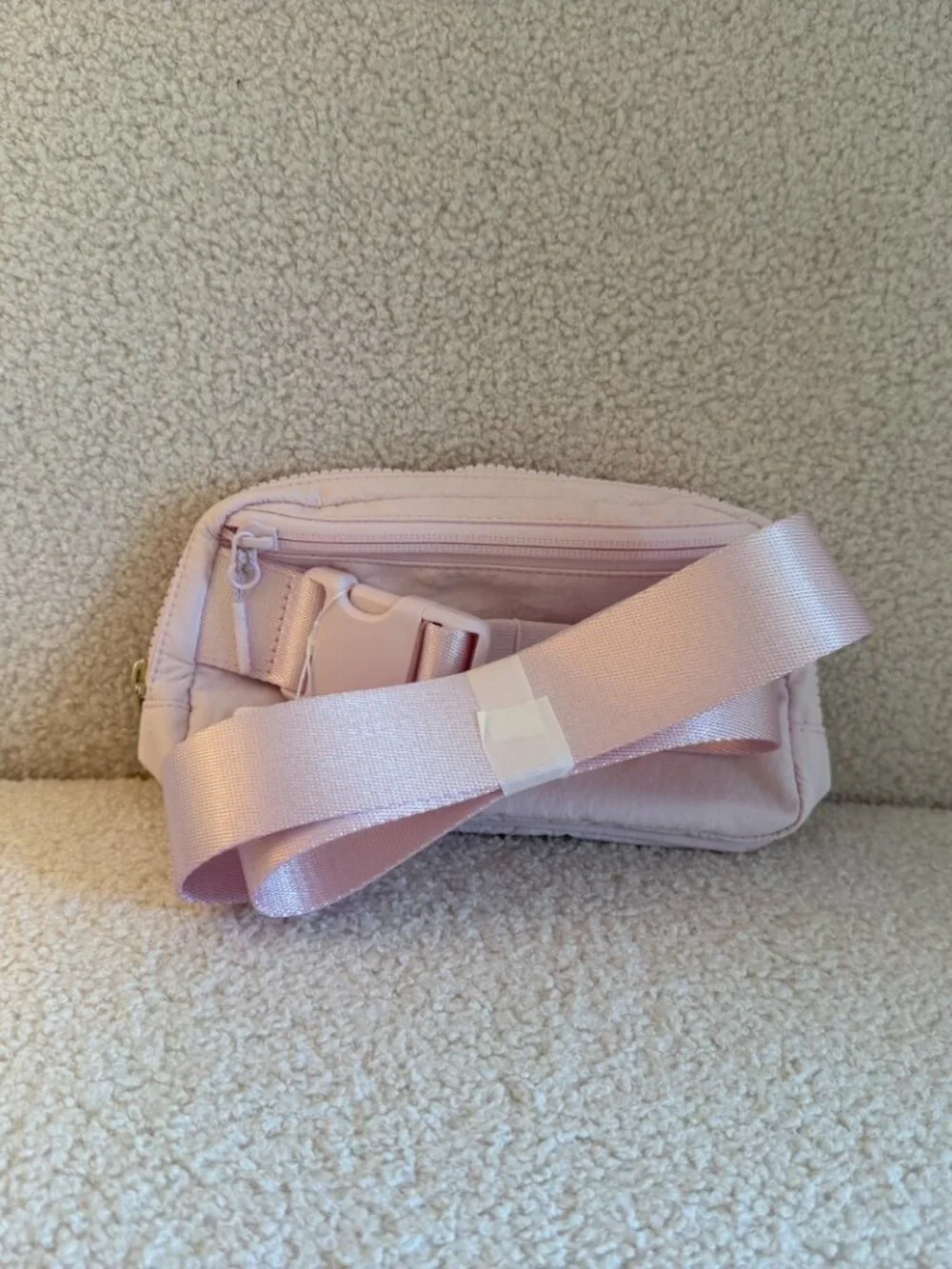 NWT! Lululemon Everywhere Belt Bag 1L Blissful Pink